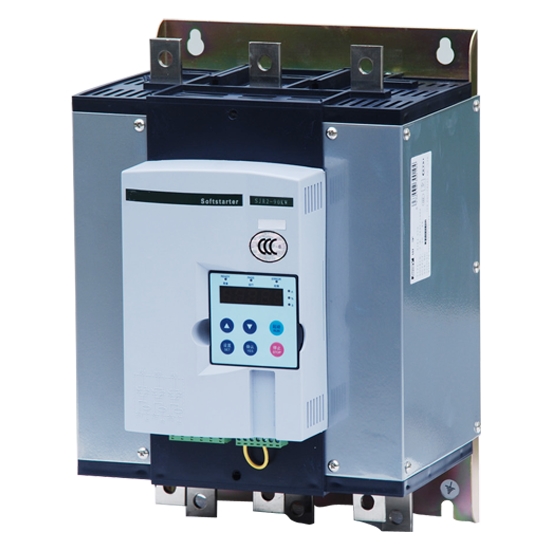 SJR3-1000系列電機(jī)軟啟動(dòng)器是數(shù)恩公司（原山宇）的經(jīng)典明星產(chǎn)品，先后參與了北京奧運(yùn)場(chǎng)館與世博會(huì)場(chǎng)館建設(shè)。SJR3-1000系列高度集成了電動(dòng)機(jī)的保護(hù)功能，設(shè)計(jì)、安裝簡(jiǎn)單、可靠，真正做到了一機(jī)多能